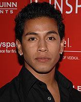 Rudy Youngblood amante de Mariana Tosca