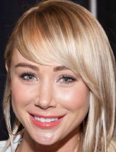 Sara Jean Underwood novia de Jeff Dye