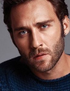 Seçkin Özdemir esposo de Demet Özdemir