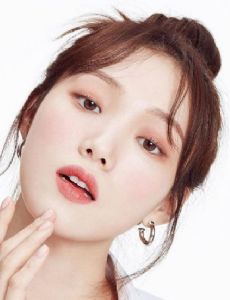 Song-Kyoung Lee novia de Nam Joo-hyuk