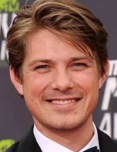 Taylor Hanson amante de Alex Greenwald