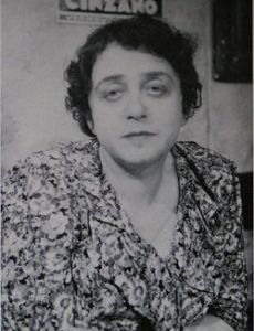 Therese Giehse esposa de John Hampson (novelist)