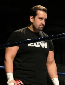 Tommy Dreamer novio de Francine Fournier