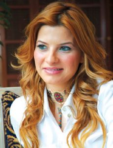 Tugba Coskun esposo de Mehmet Ali Erbil