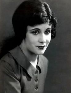 Virginia Valli