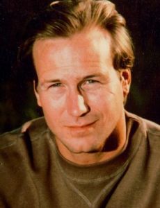 William Hurt novio de Sandrine Bonnaire