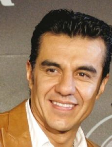 Adrian Uribe