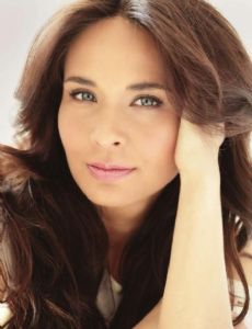 Adriana Louvier