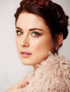 Alexandra Breckenridge