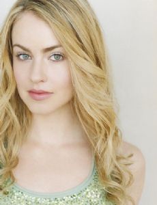 Amanda Schull