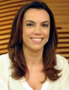 Ana Paula Araújo