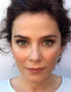 Anna Friel