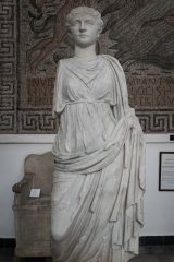 Antonia la Menor
