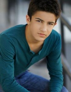 Aramis Knight