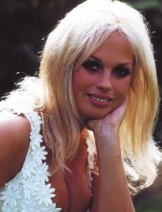 Barbara Valentin