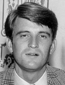 Carl Dean