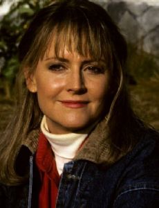 Cecilia Hart