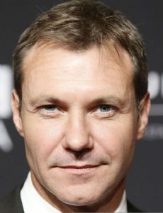 Chris Vance