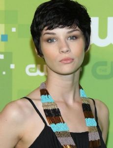 Elyse Sewell