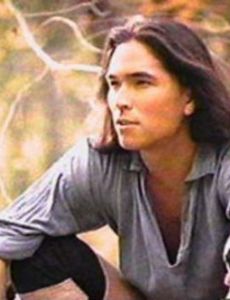 Eric Schweig