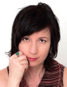 Eszter Balint