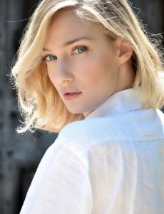 Eva Riccobono