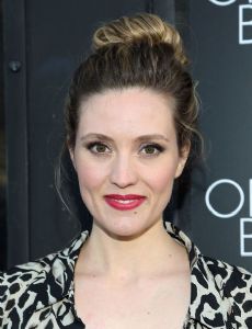 Evelyne Brochu