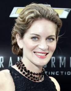Felicity Blunt