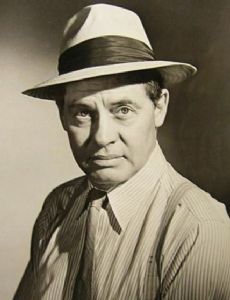 Frank Overton