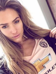 Helen Stelling Holt