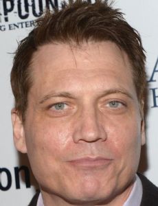 Holt McCallany