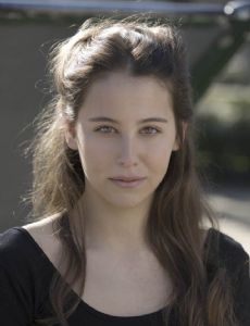 Irene Escolar