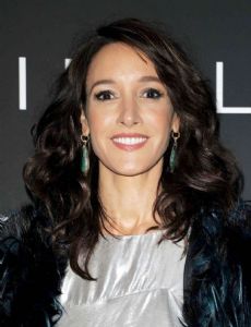 Jennifer Beals