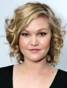 Julia Stiles