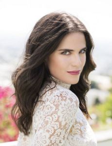 Karla Souza