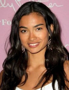 Kelly Gale