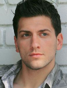 Kenny Santucci