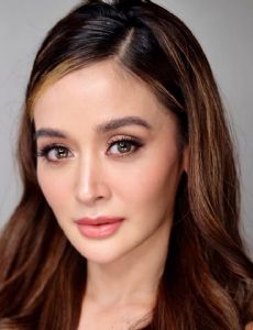 Kris Bernal
