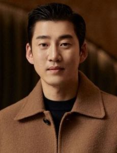 Yoon Kyesang