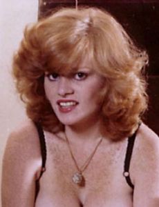 Lisa De Leeuw