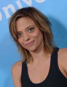 Lizzie Brocheré