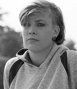 Loesha Zeviar