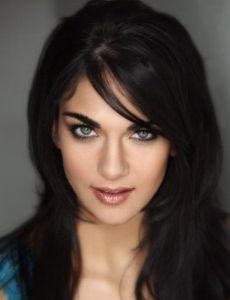 Lorena Bernal