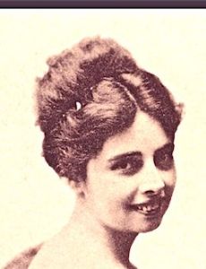 Madeleine Pagès (Professor)