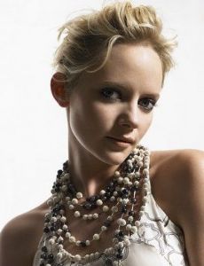 Marley Shelton