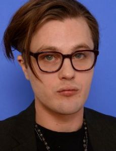 Michael Pitt