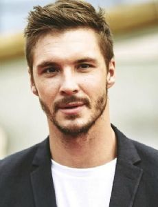Mikolaj Roznerski