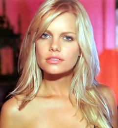 Mircea Monroe