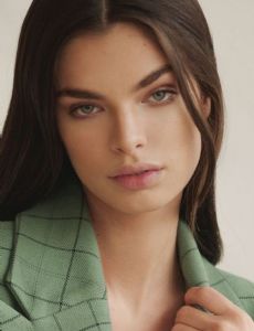 Nadia Ferreira