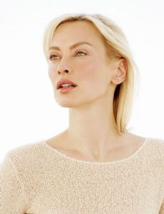Nelly Pákh